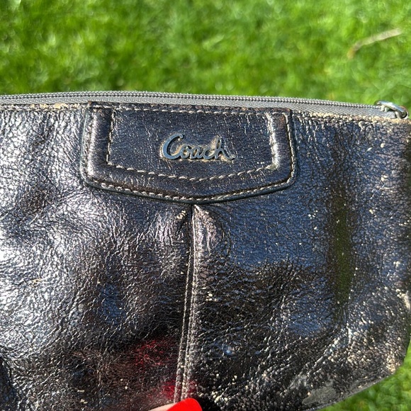 Coach | Vintage #48103 Ashley Large Y2K Metallic Wristlet - Picture 8 of 10